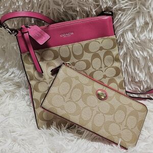 Coach F50808 Legacy Signature Swingpack & Peyton Signature Accordion Zip Wallet